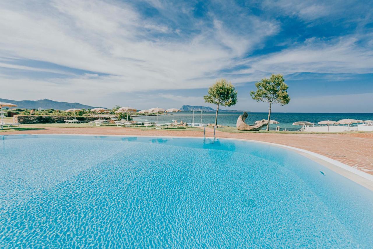 Amasea Resort San Teodoro  Esterno foto