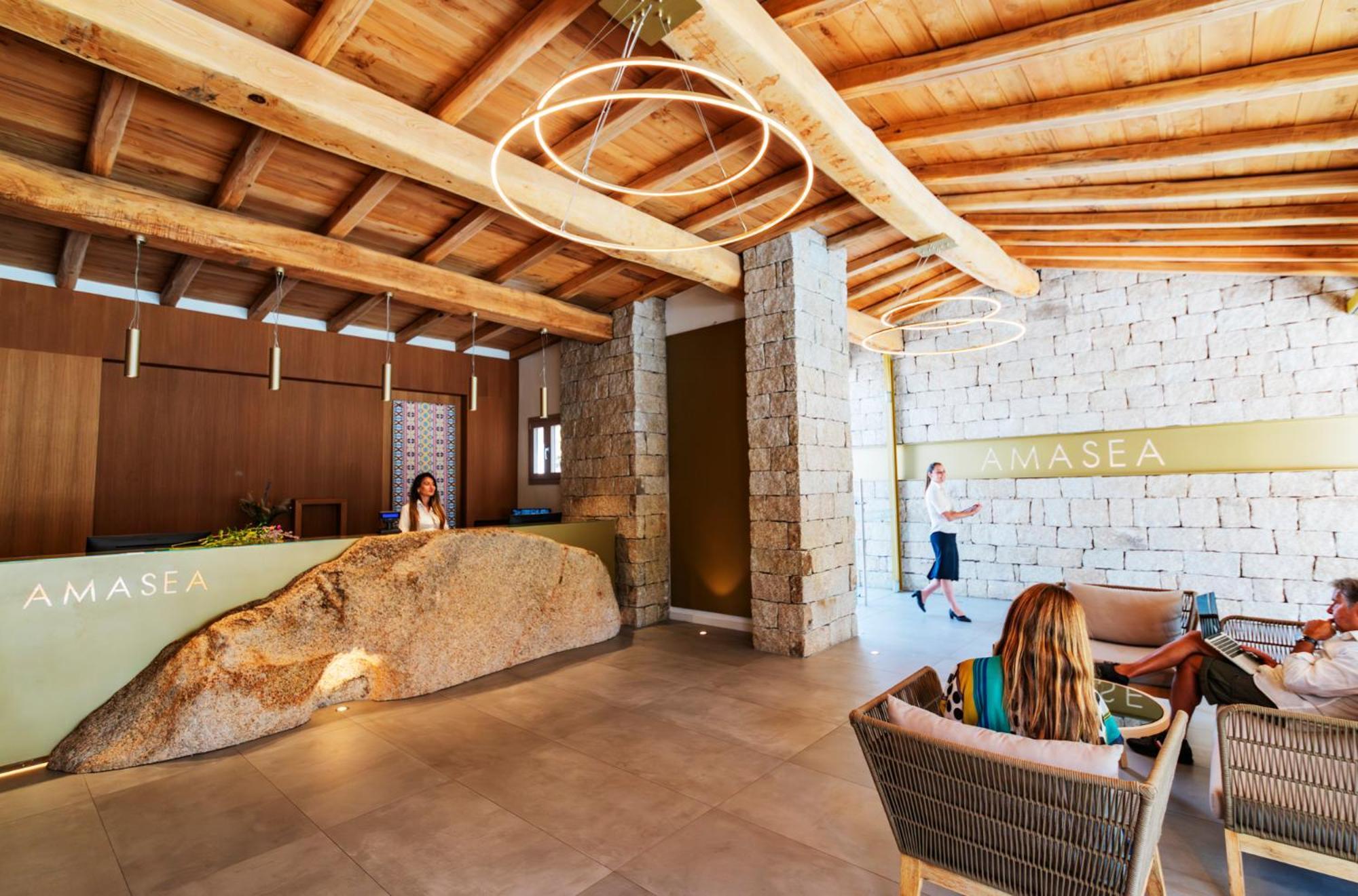Amasea Resort San Teodoro  Esterno foto
