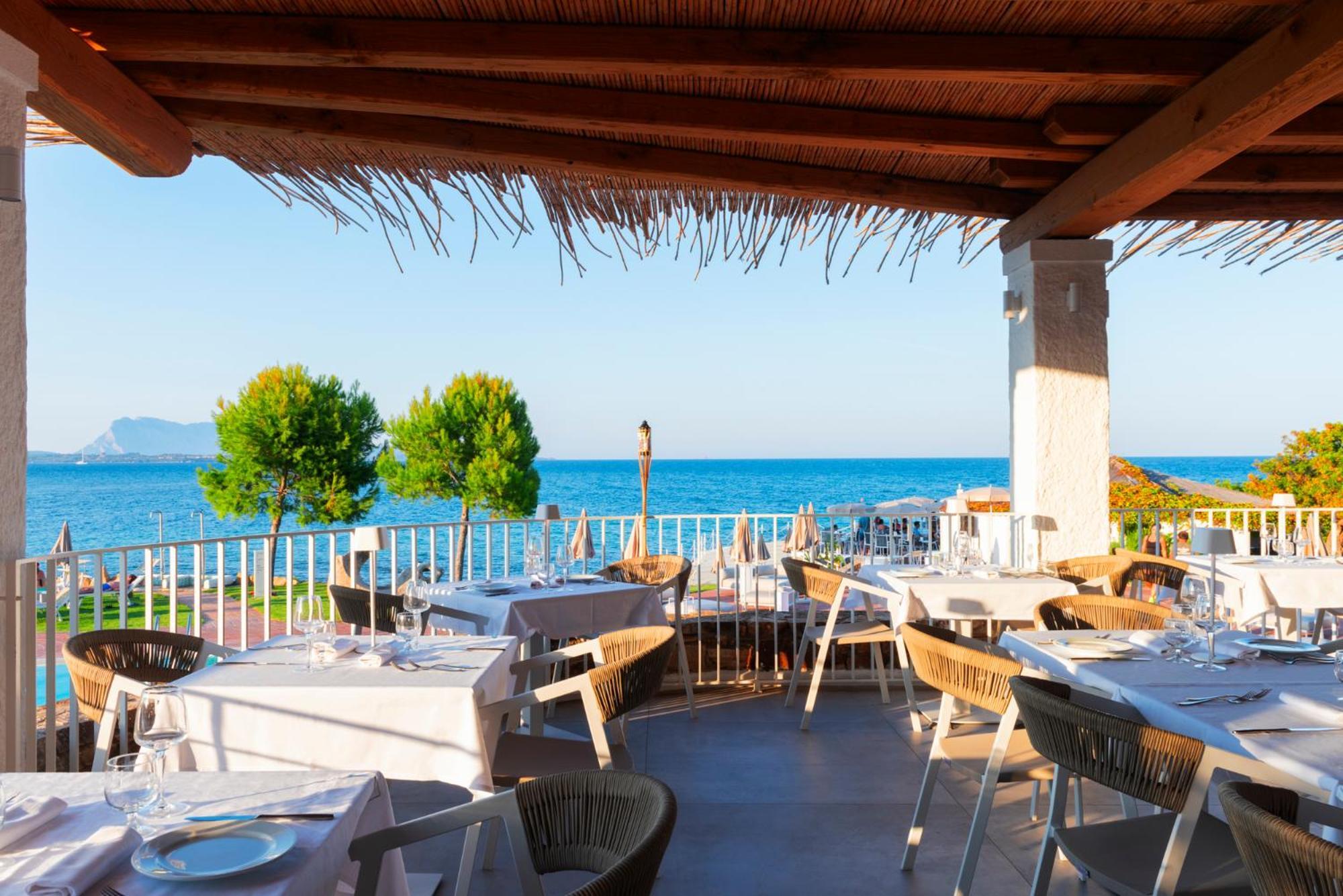 Amasea Resort San Teodoro  Esterno foto