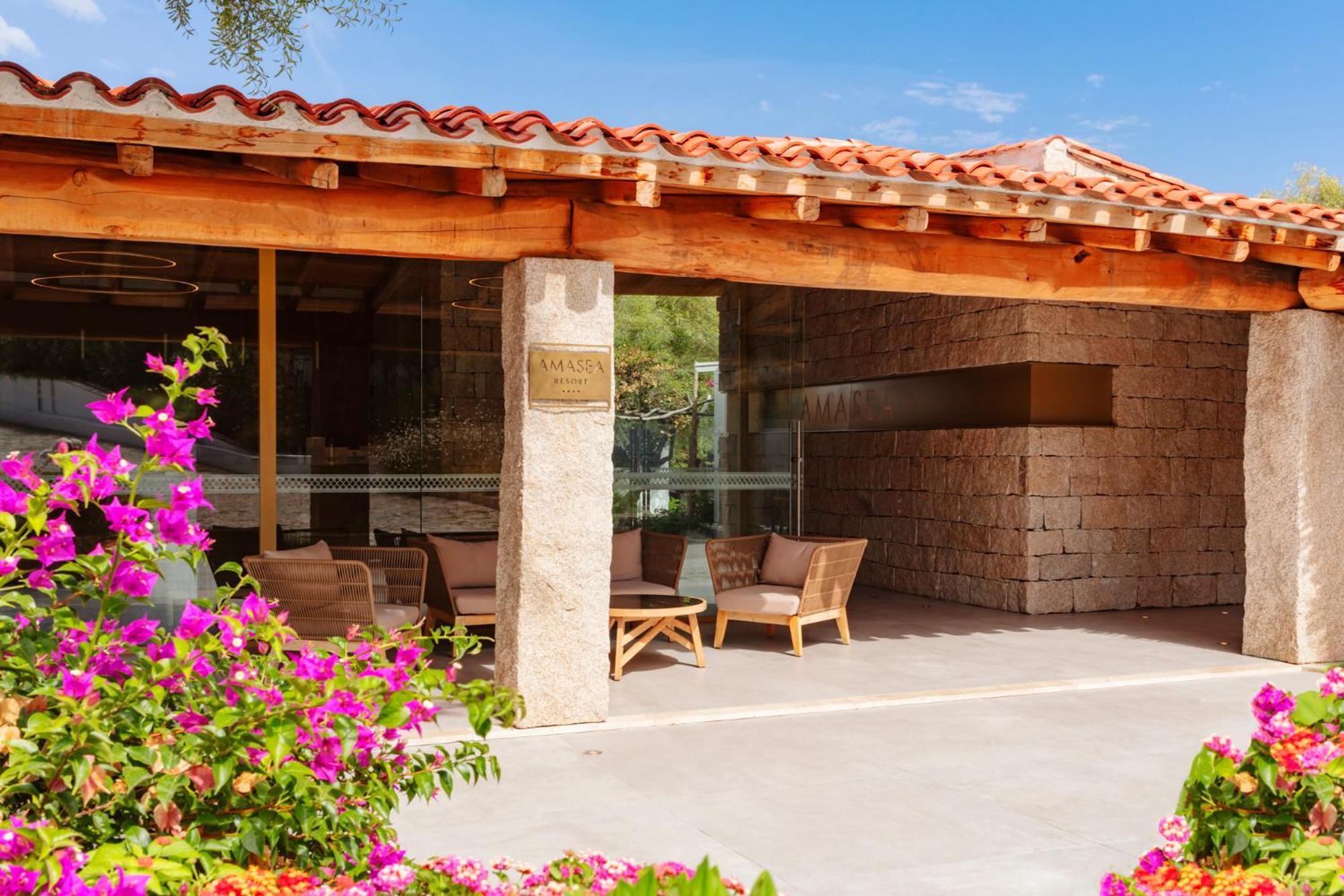 Amasea Resort San Teodoro  Esterno foto